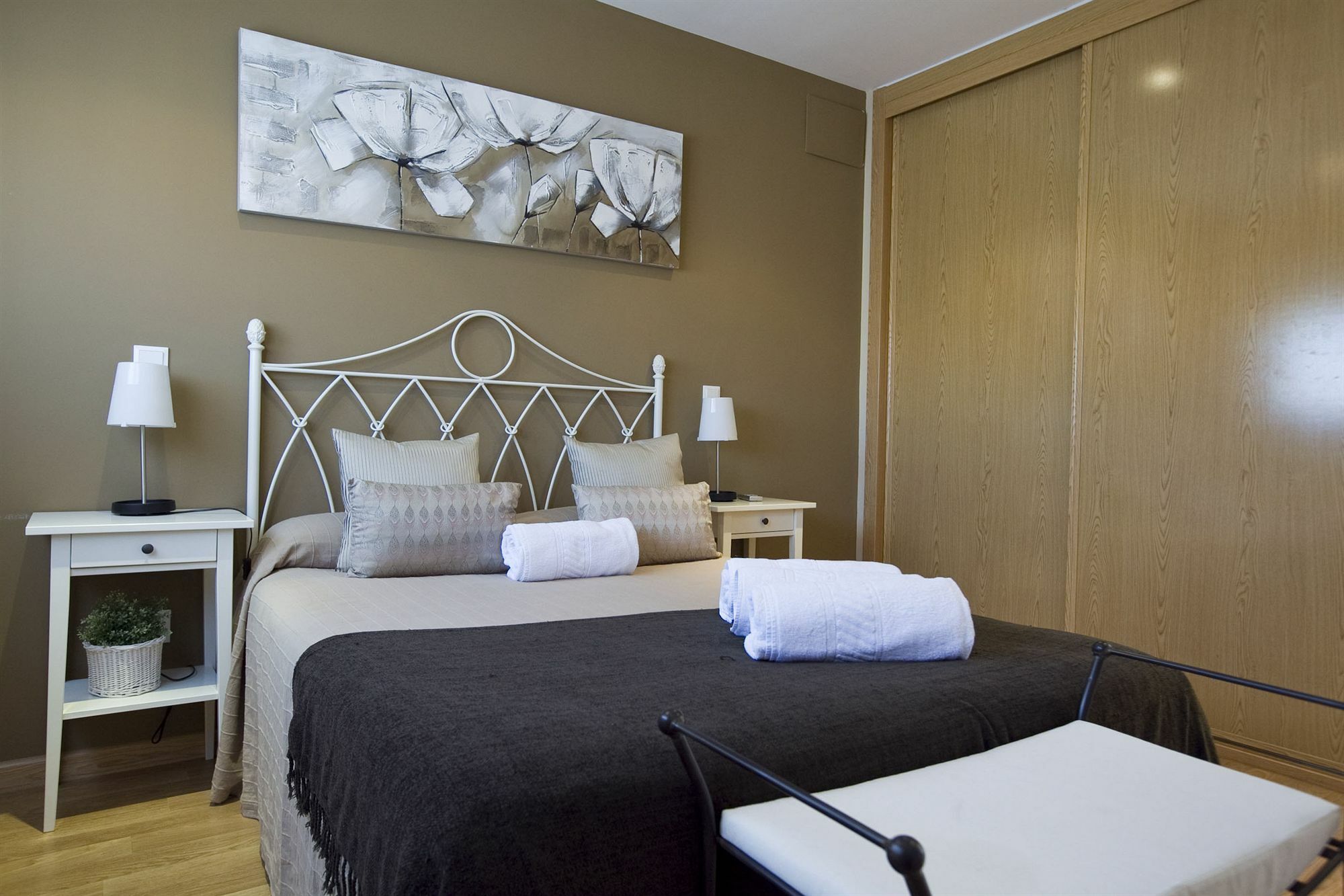 Apartamentos Apr Numancia Madrid Extérieur photo